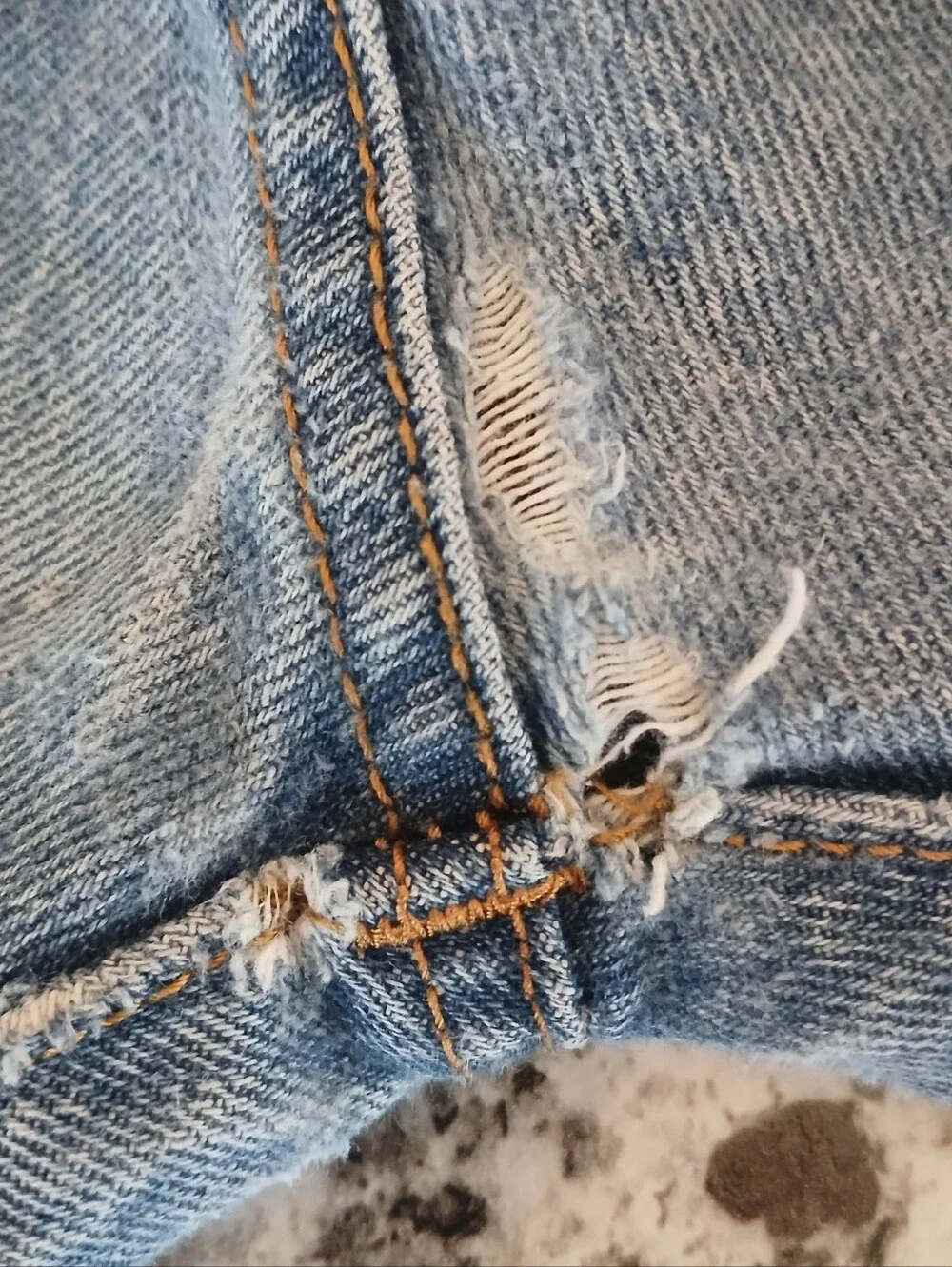 Levi's 501 Denim Jeans 32 X 34 Mens Blue Lighter Wash Worn Button Fly